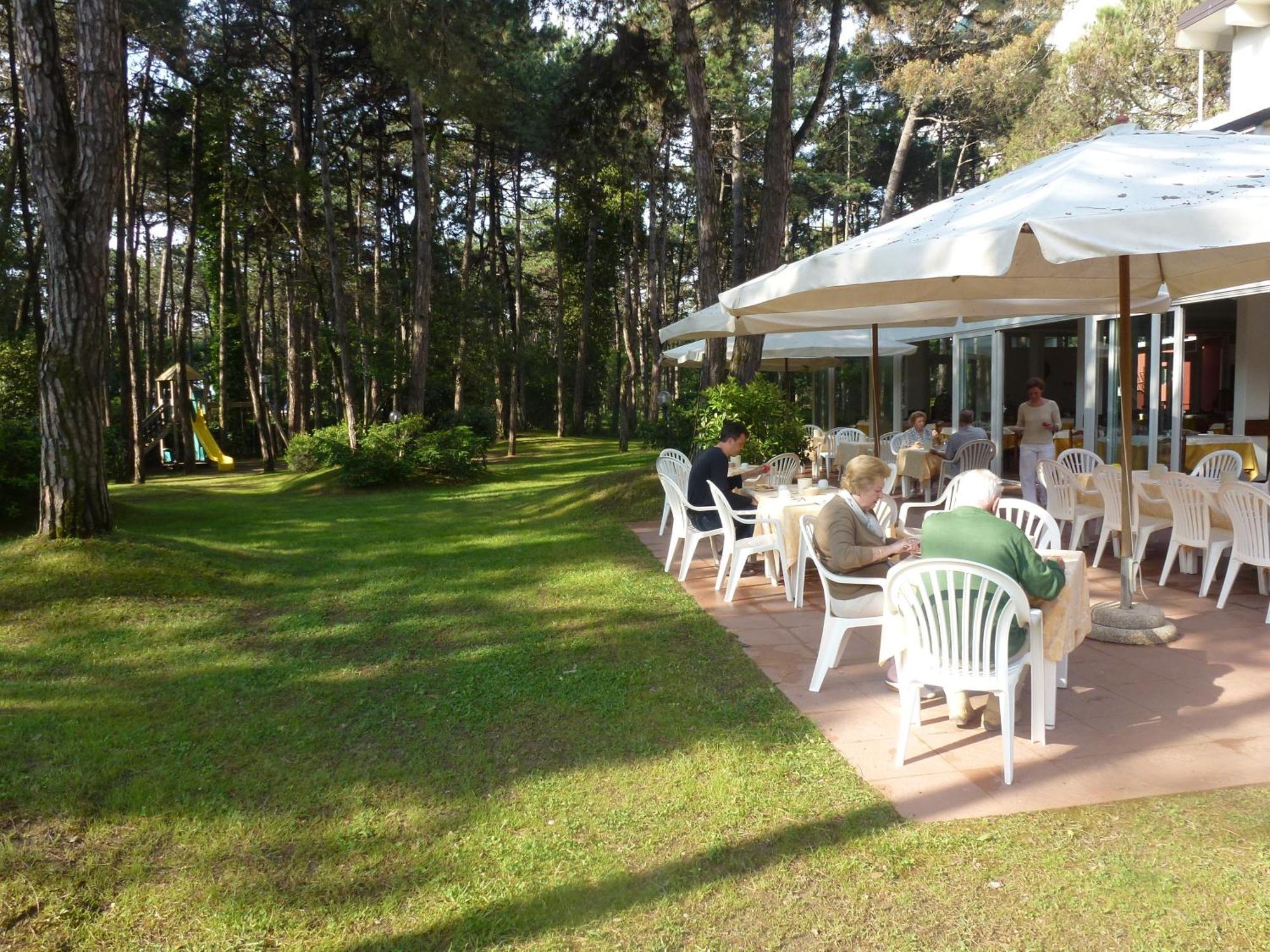 Hotel San Marco Lignano Sabbiadoro Exterior photo